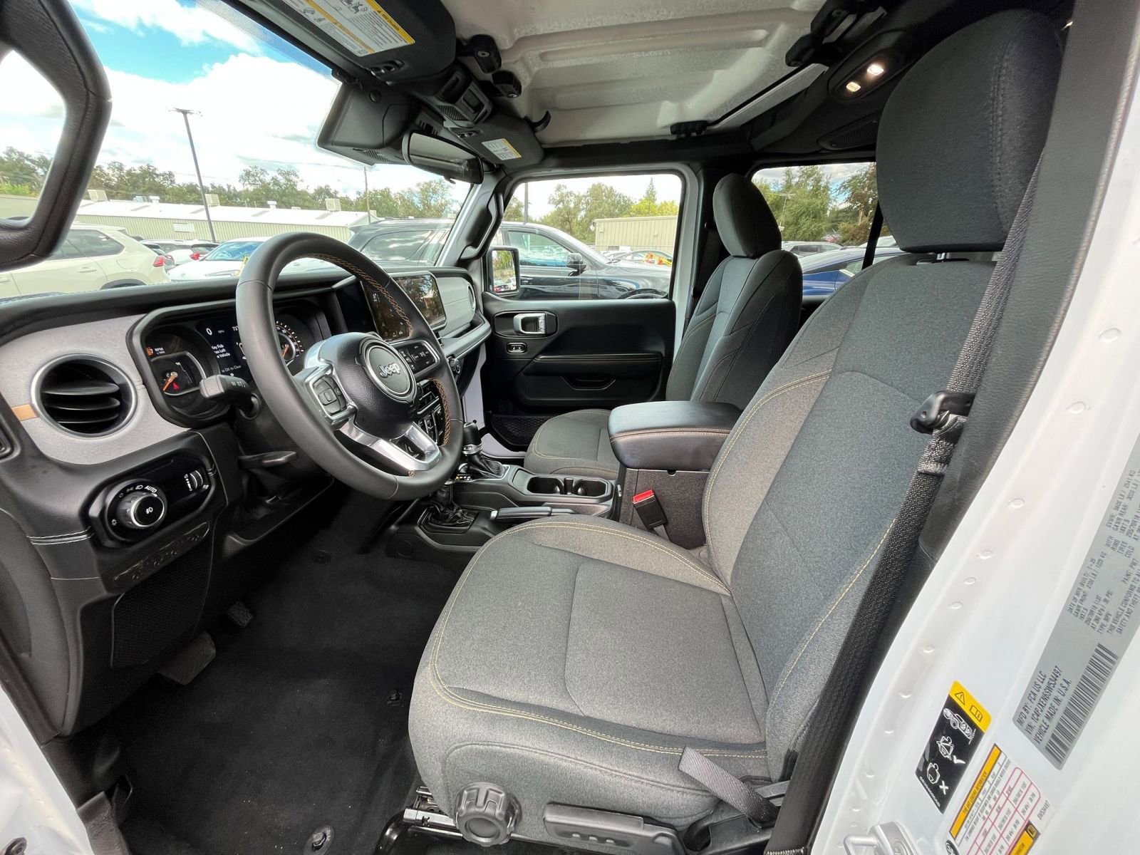 Thumbnail: 2025 Jeep Wrangler - 25