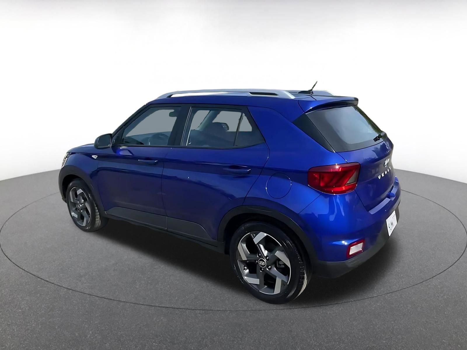 Thumbnail: 2025 Hyundai Venue - 10