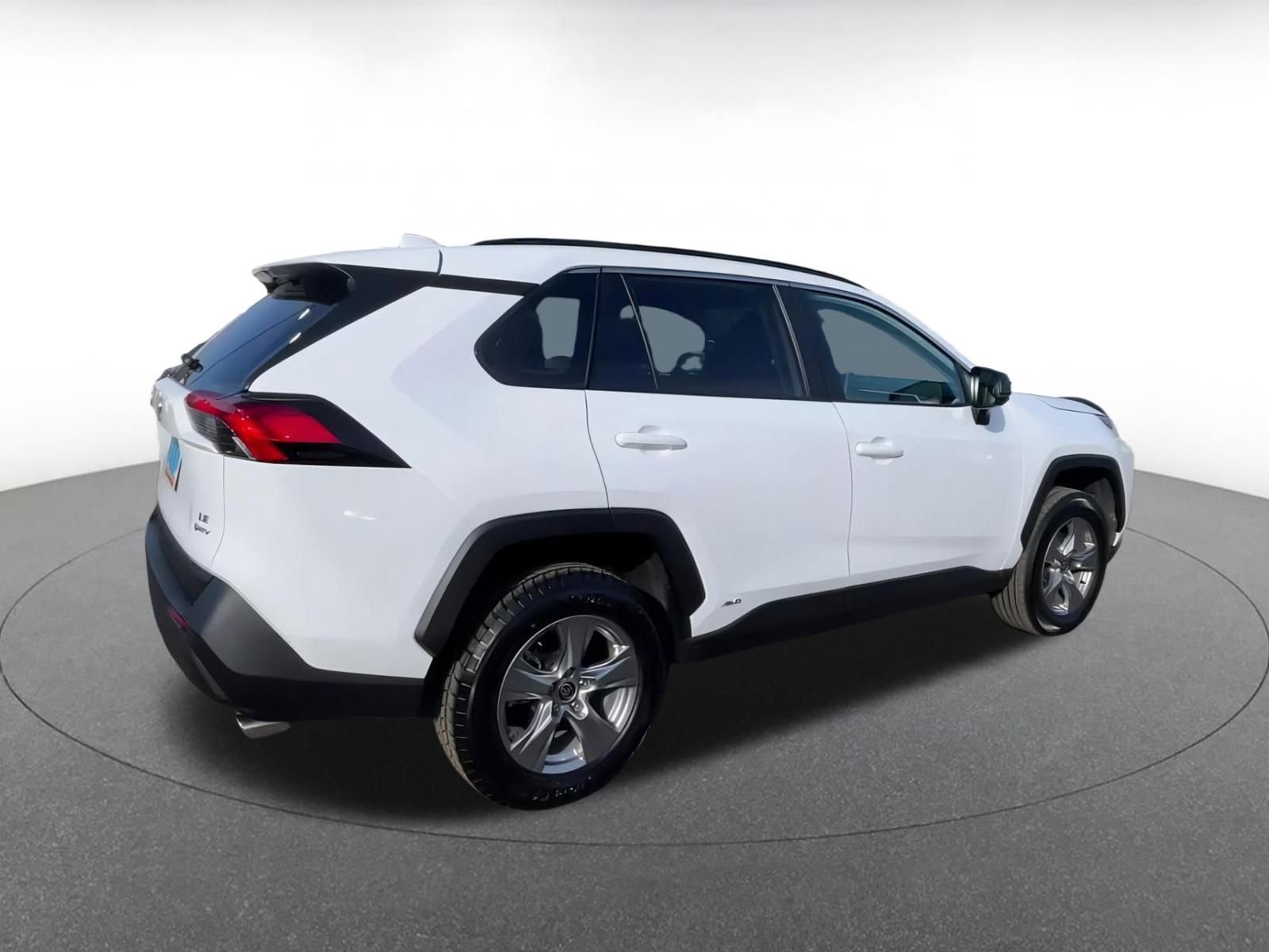 Thumbnail: 2025 Toyota RAV4 - 14