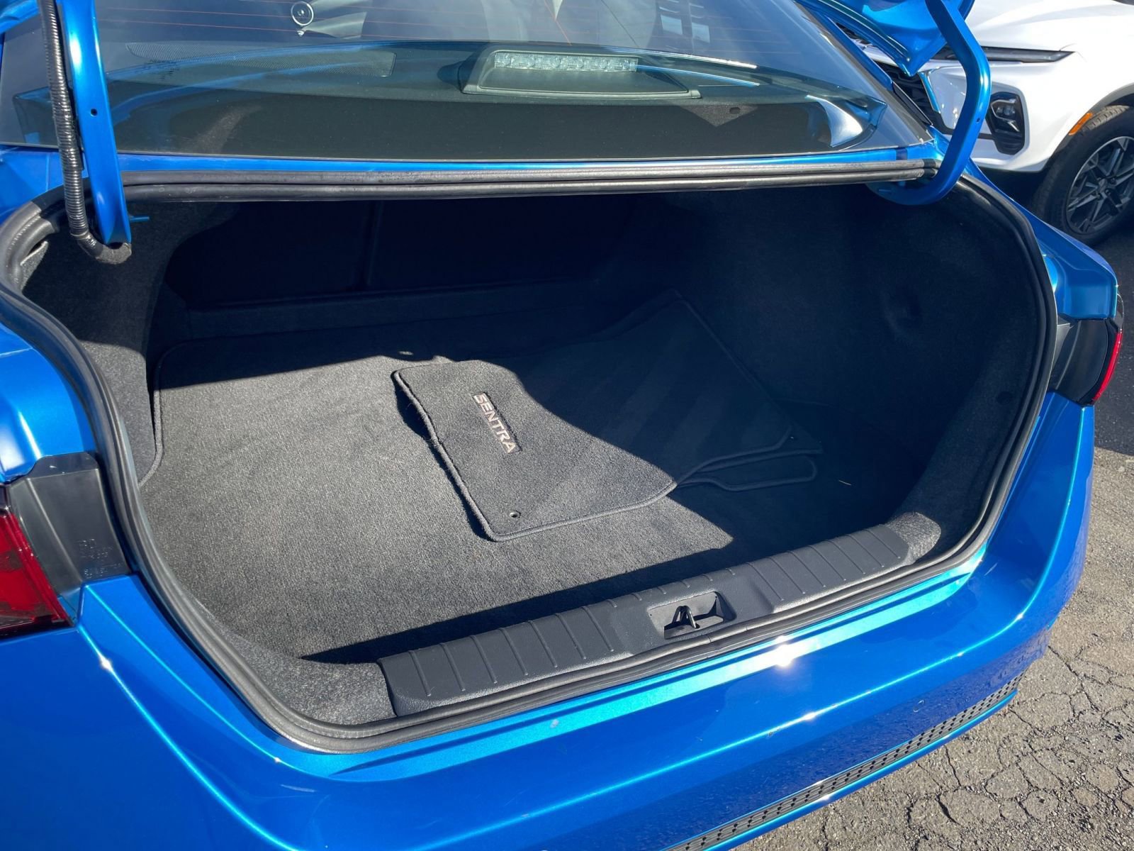 Thumbnail: 2025 Nissan Sentra - 29