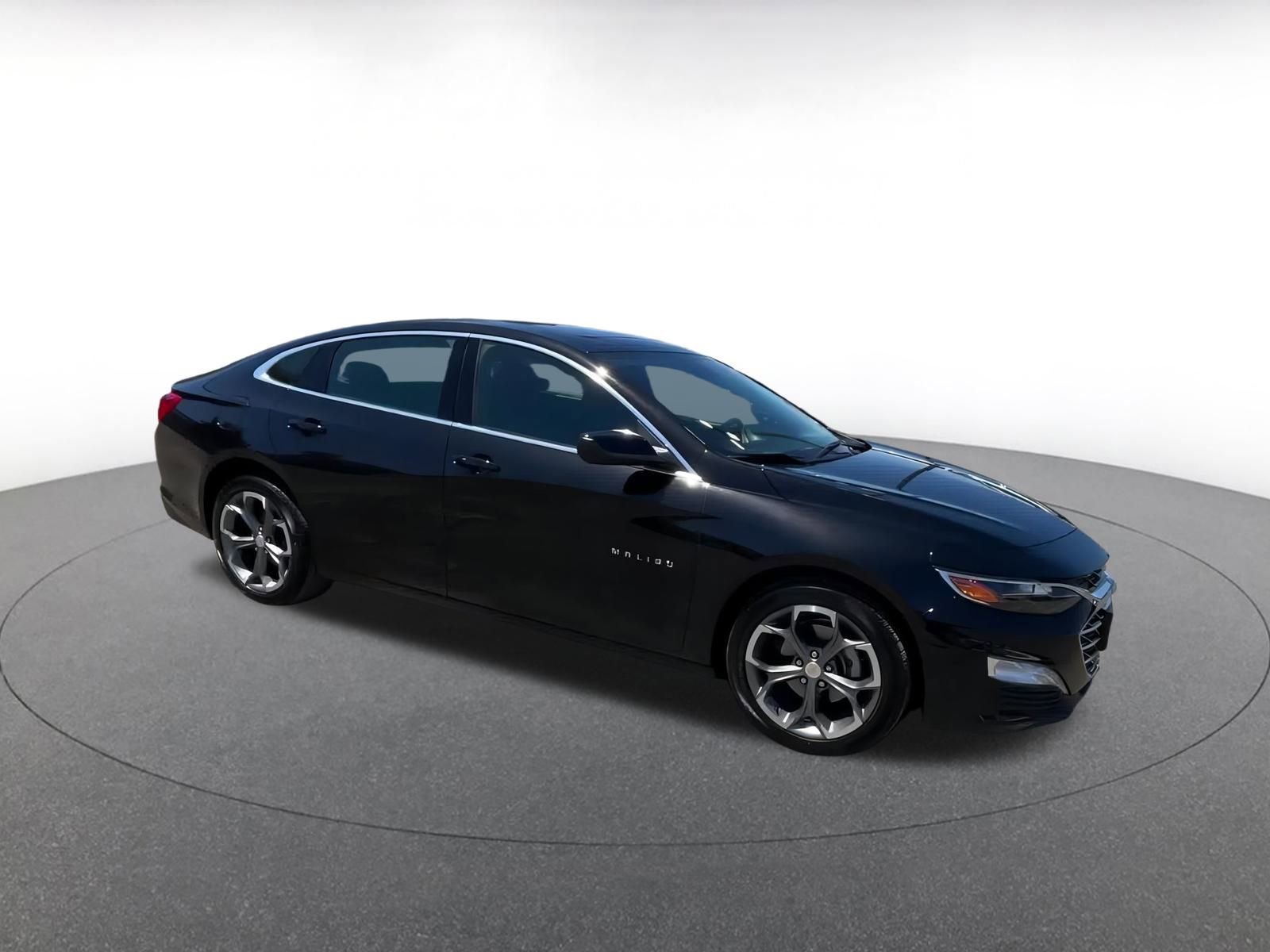Thumbnail: 2024 Chevrolet Malibu - 2