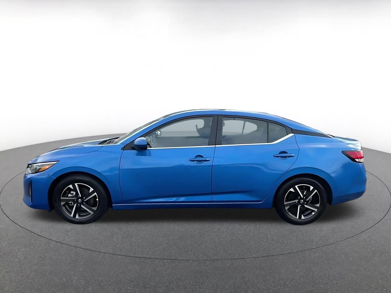 Thumbnail: 2025 Nissan Sentra - 9