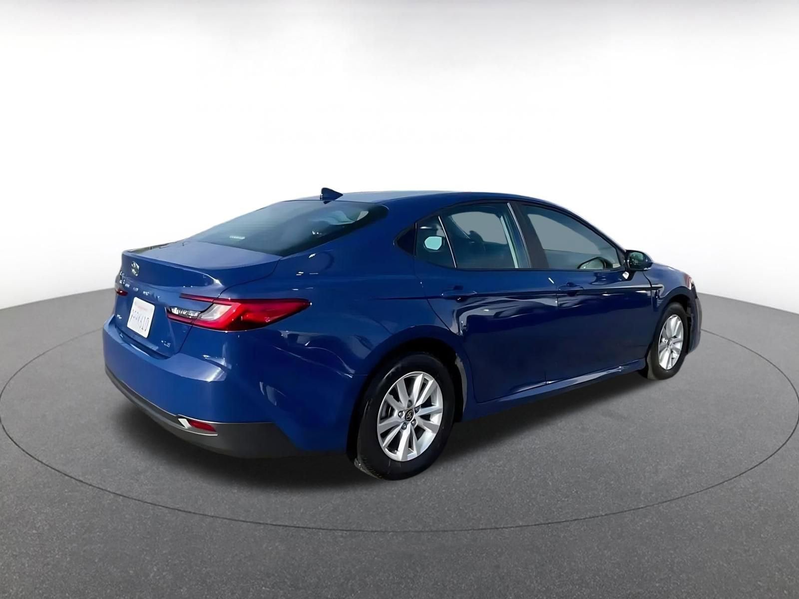 Thumbnail: 2025 Toyota Camry - 15