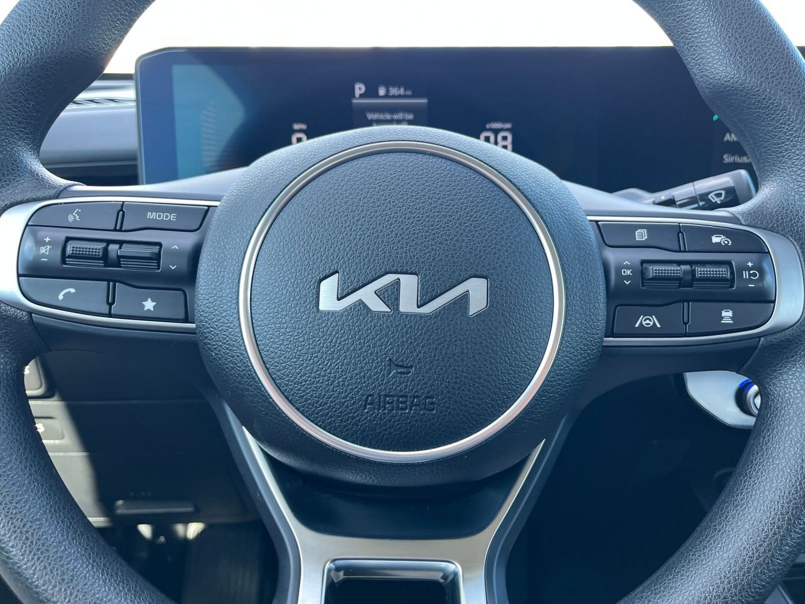 Thumbnail: 2025 Kia K5 - 27