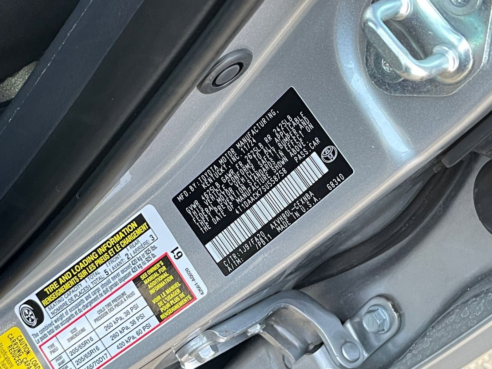 Thumbnail: 2025 Toyota Camry - 28