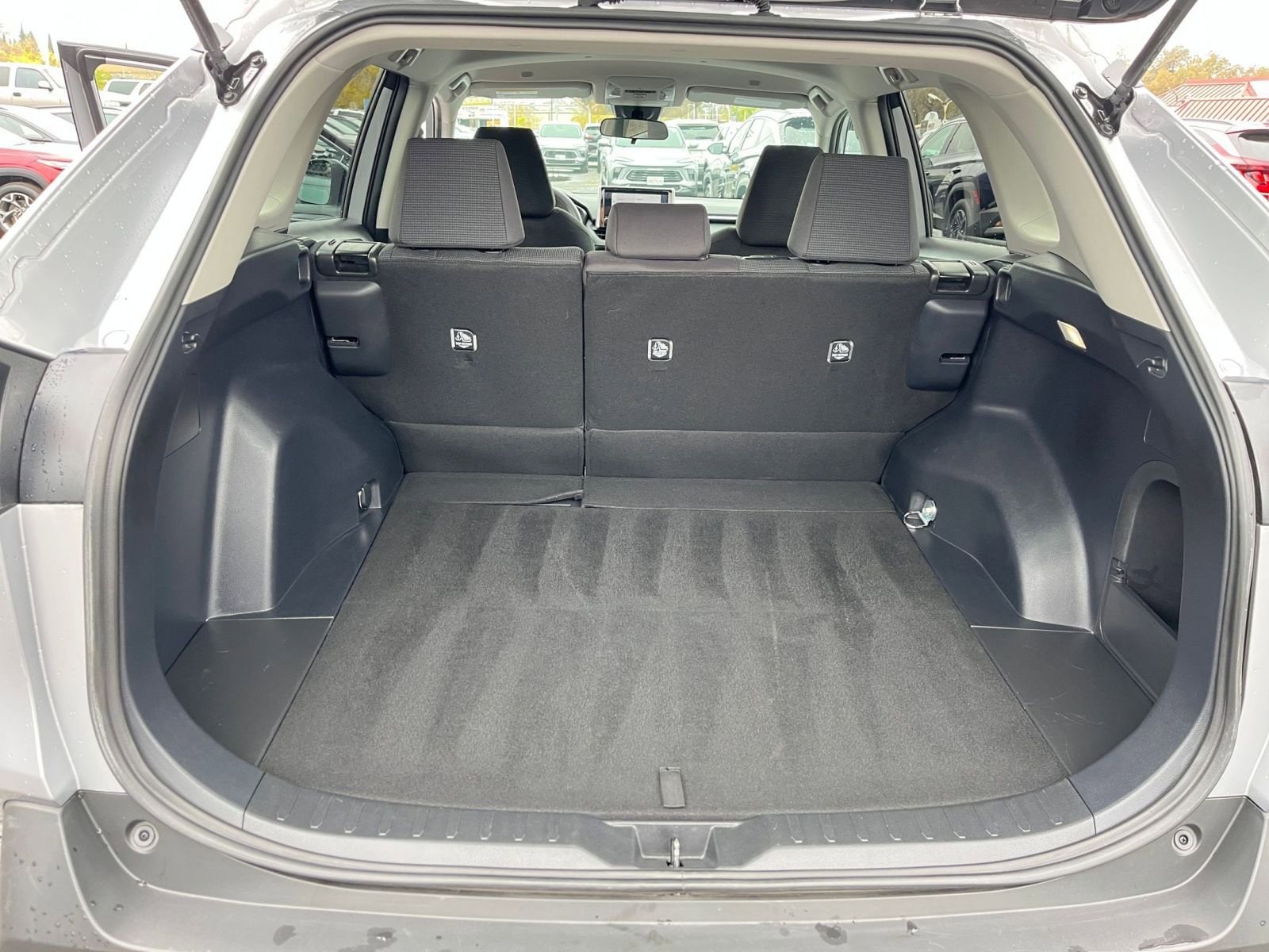 Thumbnail: 2025 Toyota RAV4 - 30