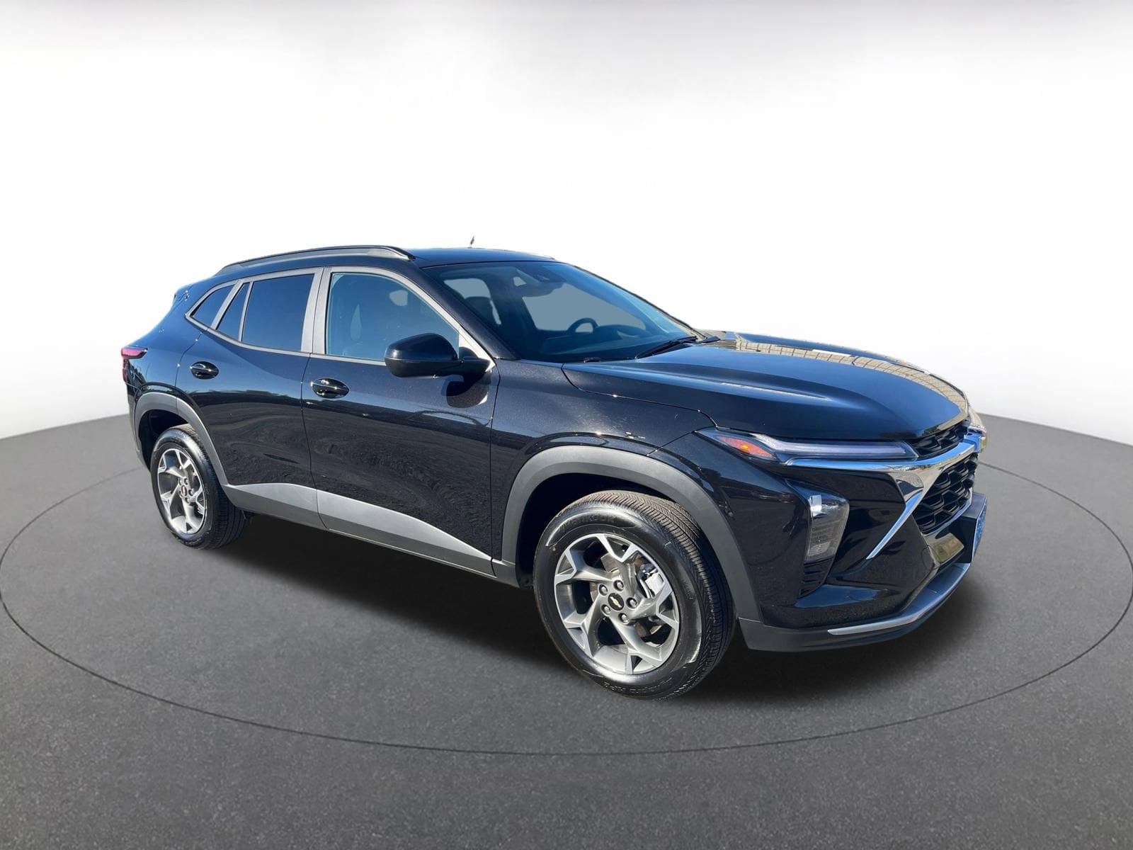 Thumbnail: 2025 Chevrolet Trax - 1