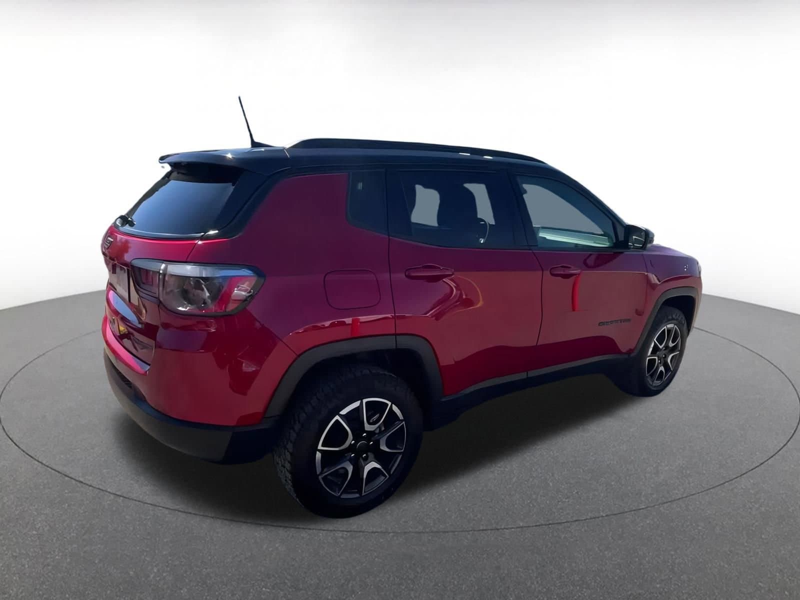 Thumbnail: 2025 Jeep Compass - 18