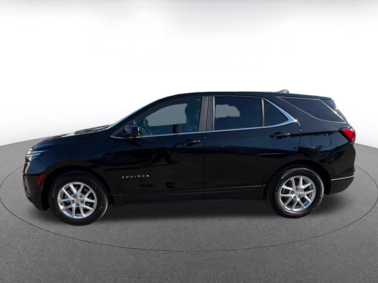 Thumbnail: 2024 Chevrolet Equinox - 9