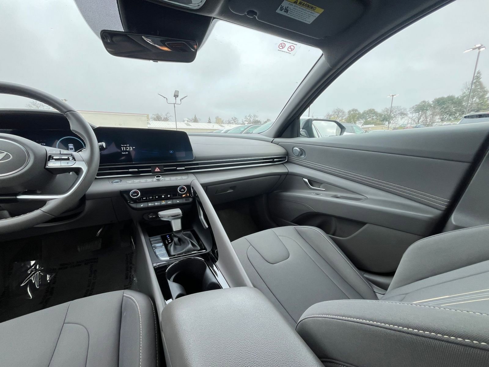 Thumbnail: 2025 Hyundai Elantra - 33