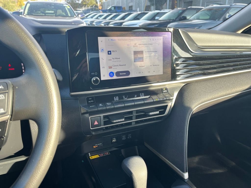 Thumbnail: 2025 Toyota Camry - 31