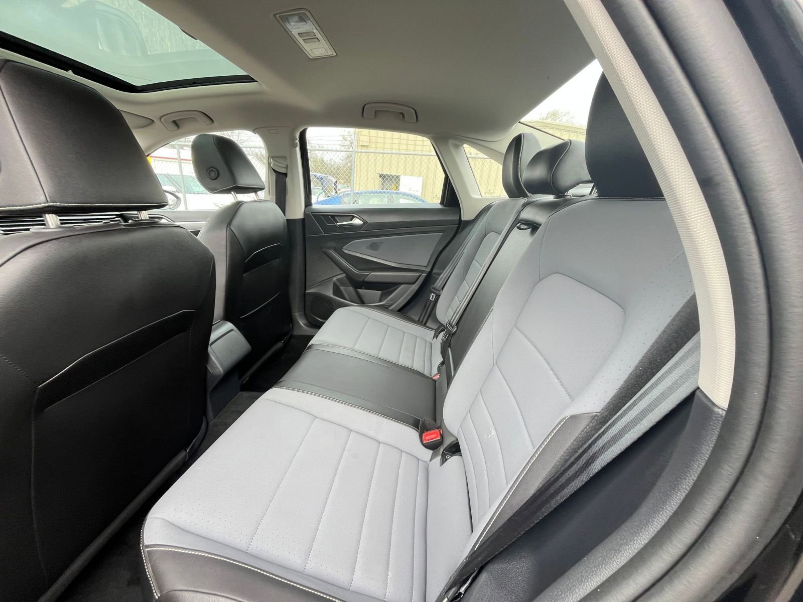 Thumbnail: 2025 Volkswagen Jetta - 24