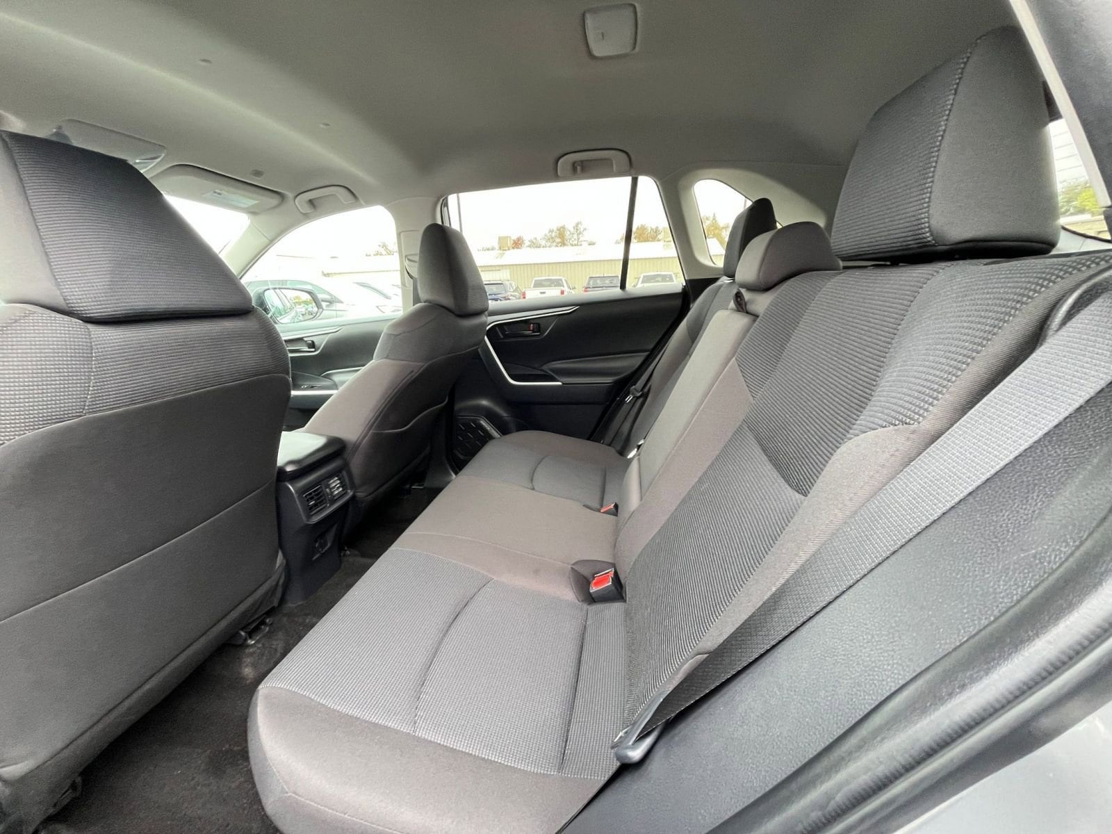 Thumbnail: 2025 Toyota RAV4 - 24