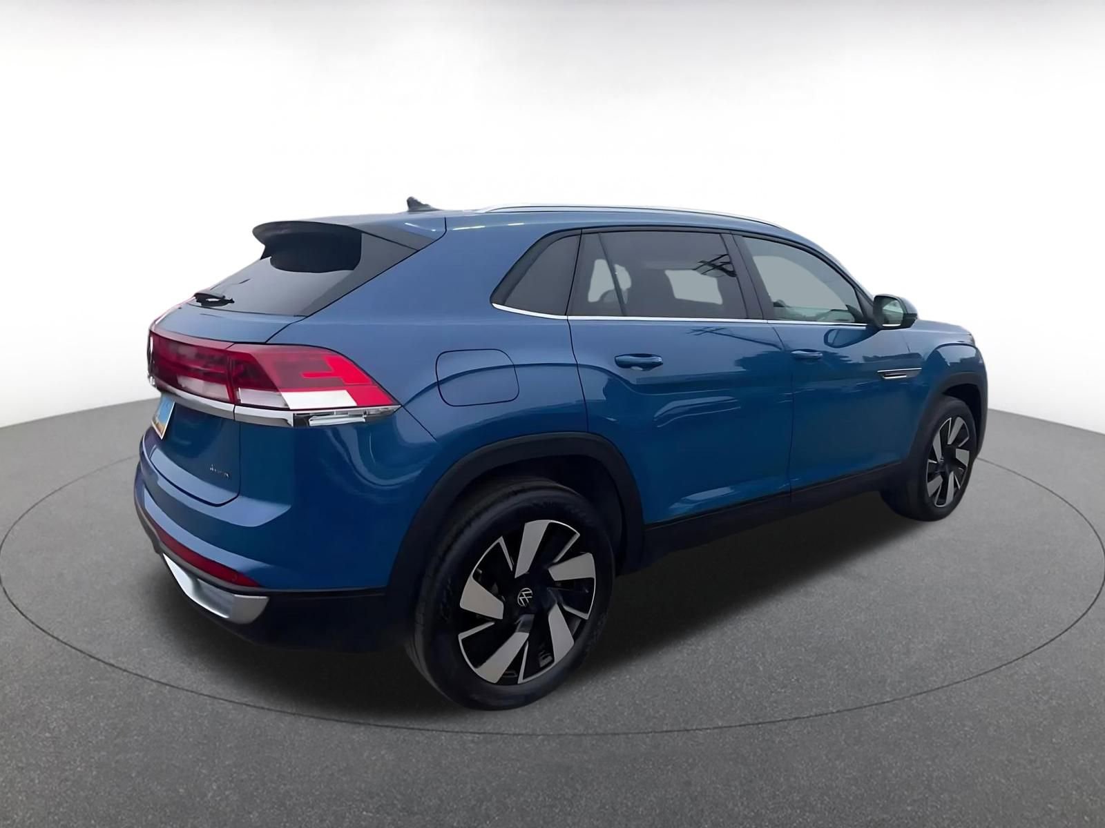 Thumbnail: 2025 Volkswagen Atlas - 15