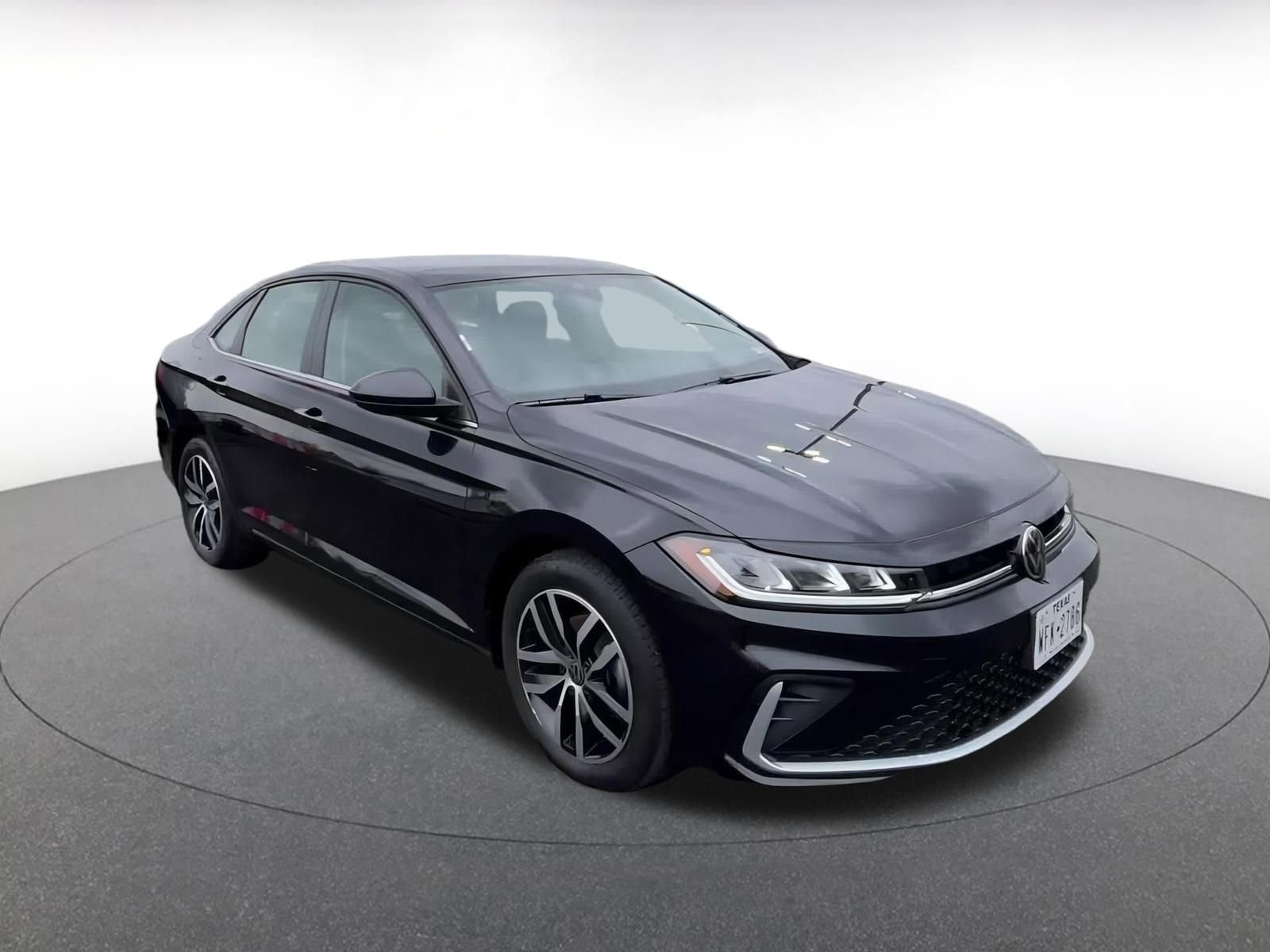 Thumbnail: 2025 Volkswagen Jetta - 3