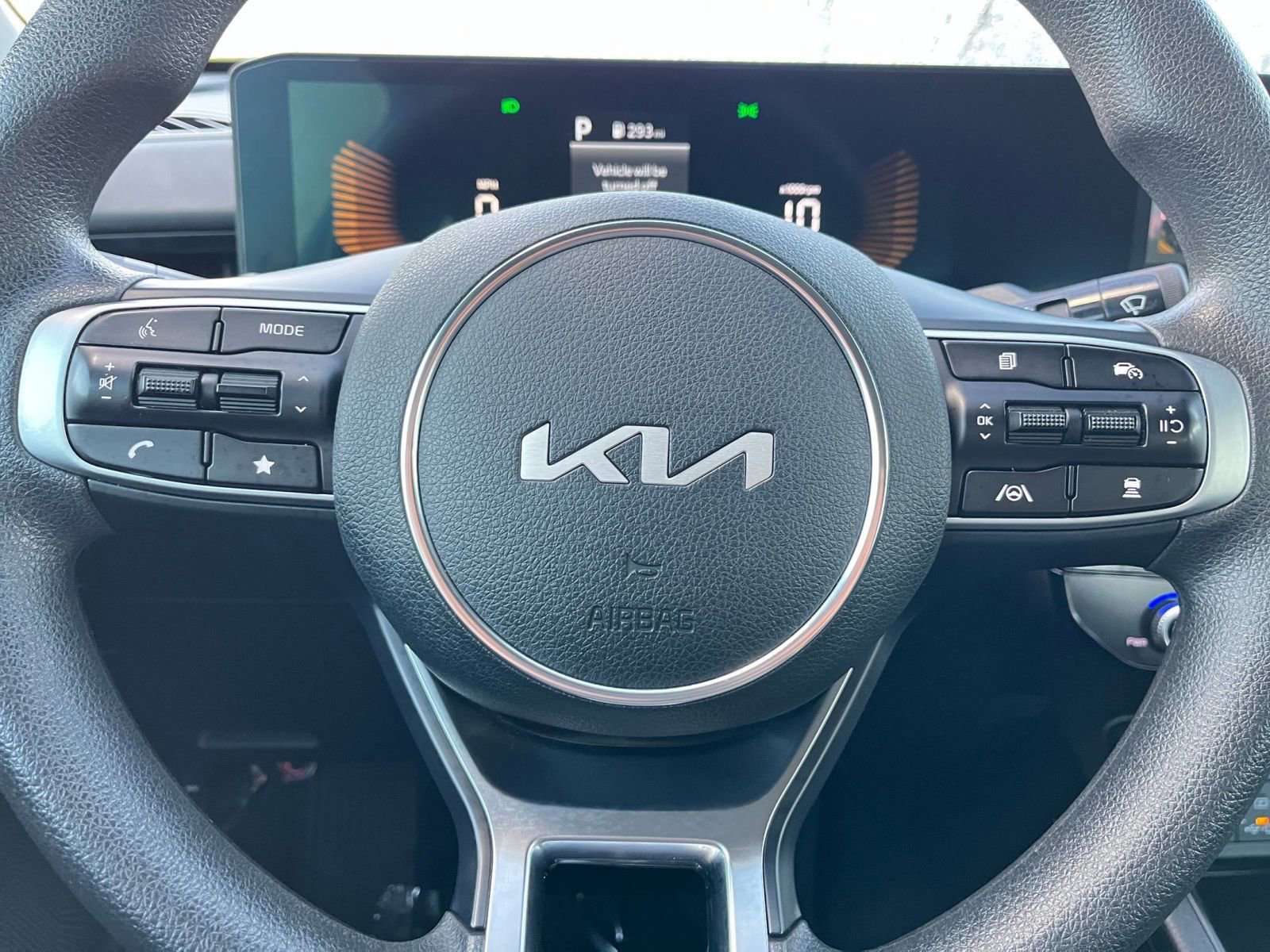 Thumbnail: 2025 Kia K5 - 27