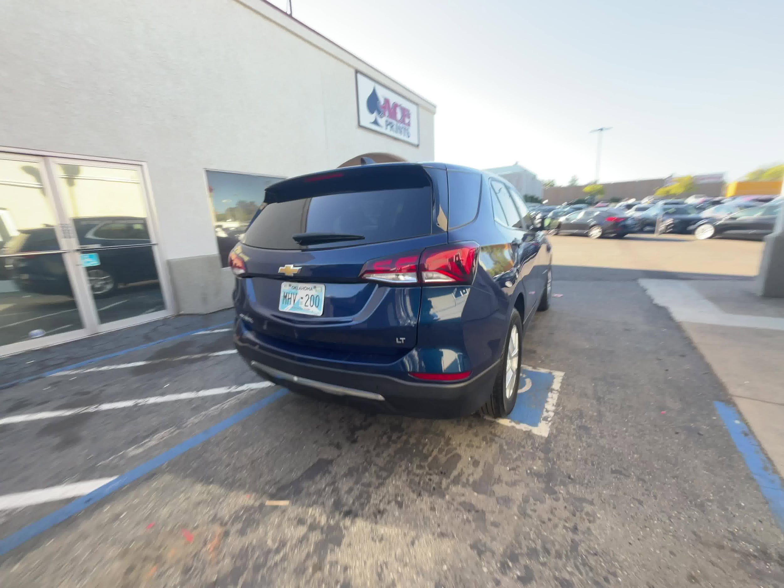 2022 Chevrolet Equinox LT 2