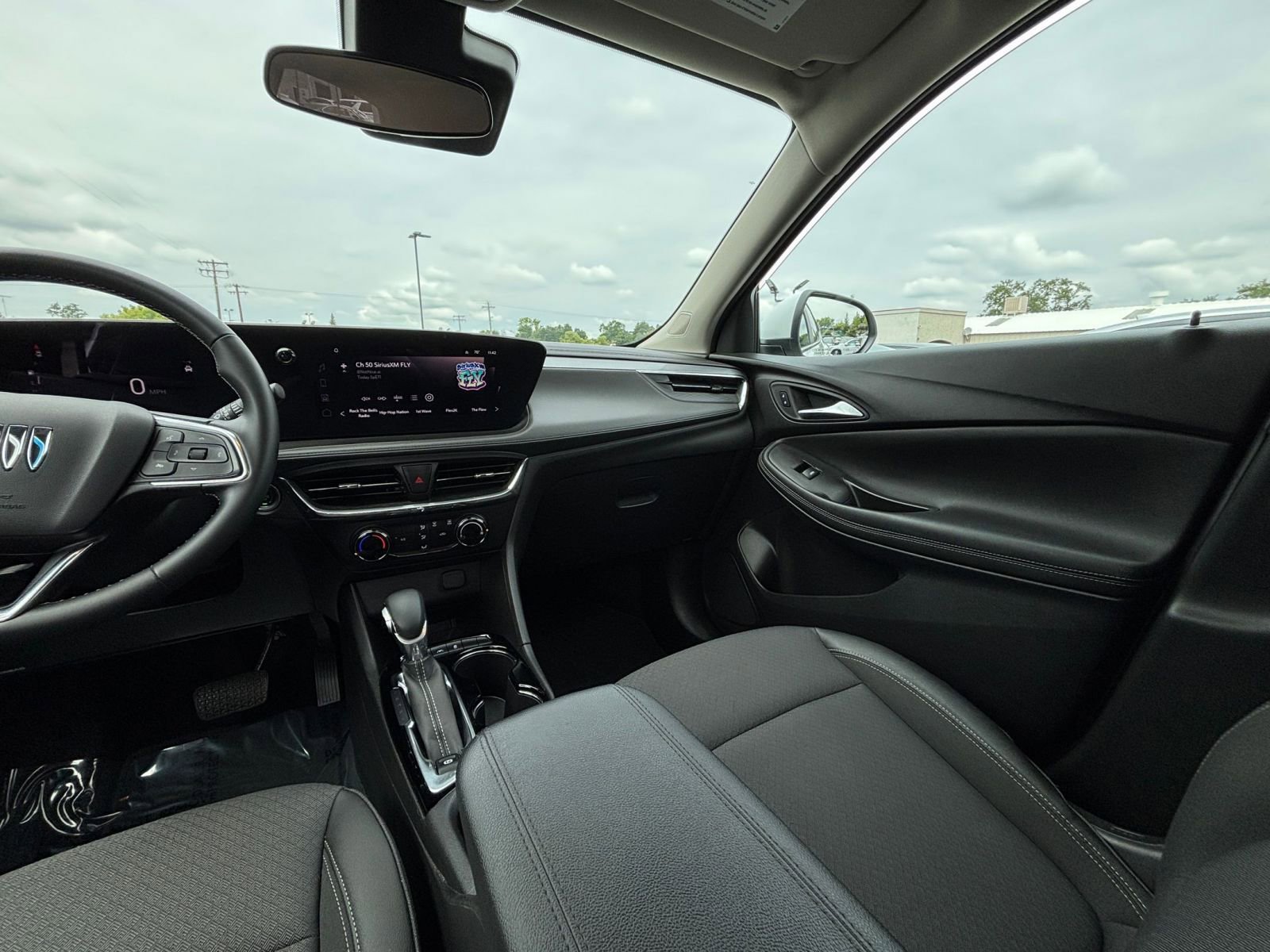 Thumbnail: 2025 Buick Encore GX - 34
