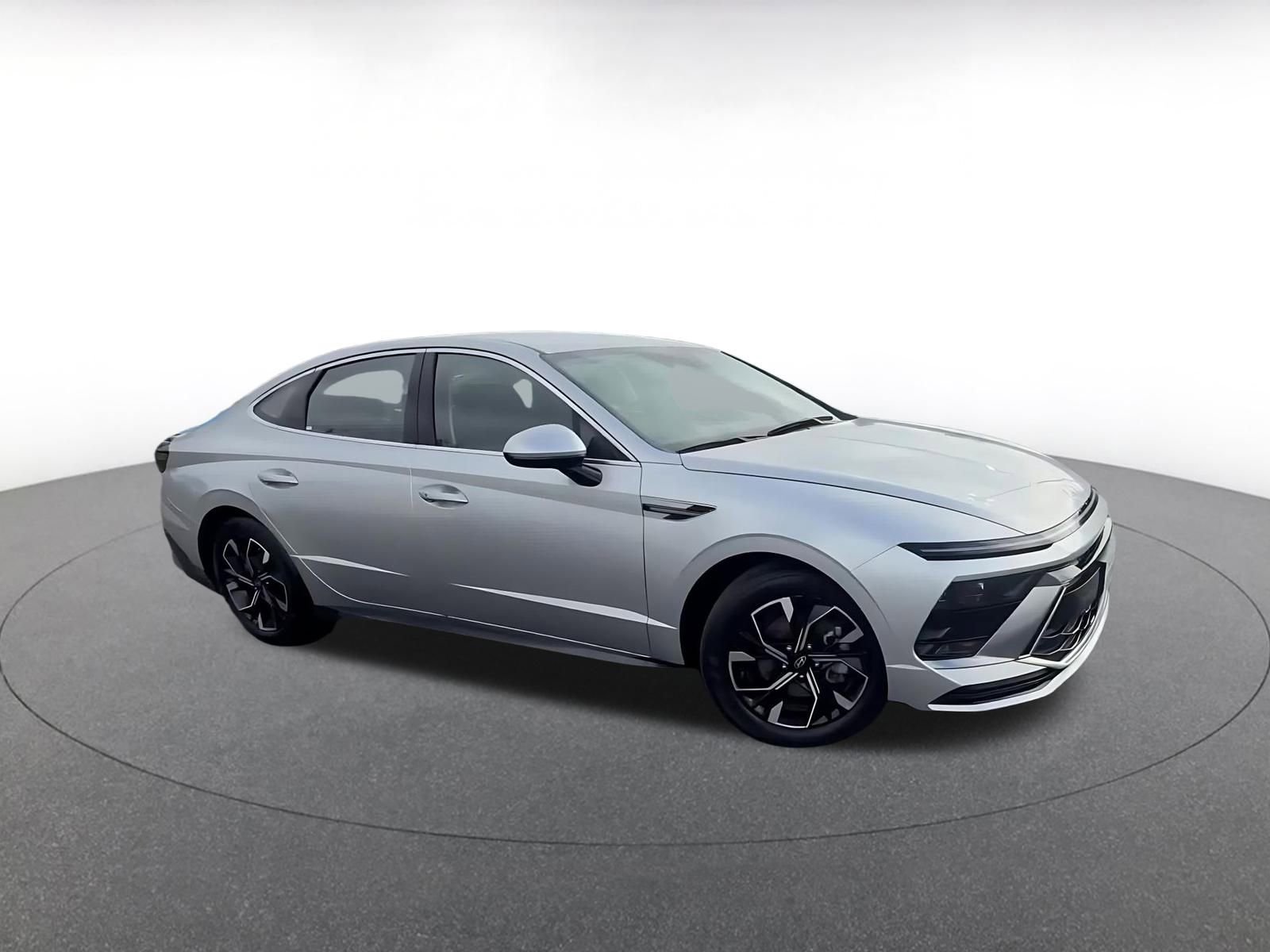 Thumbnail: 2025 Hyundai Sonata - 2