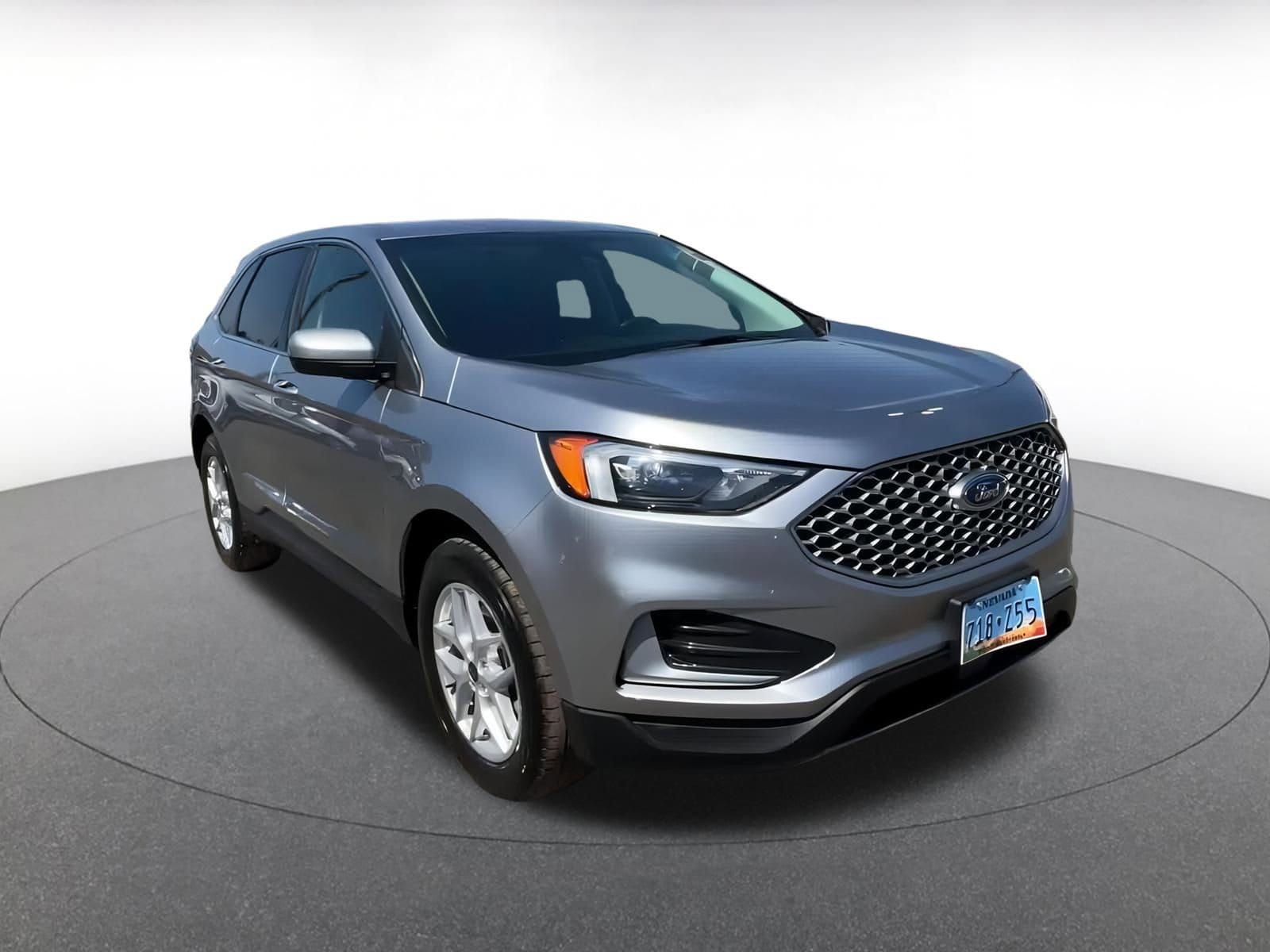 Thumbnail: 2024 Ford Edge - 4