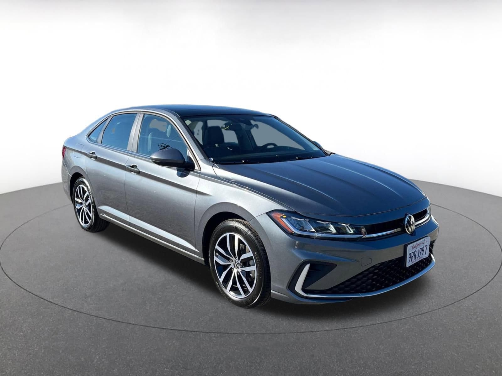 Thumbnail: 2025 Volkswagen Jetta - 1