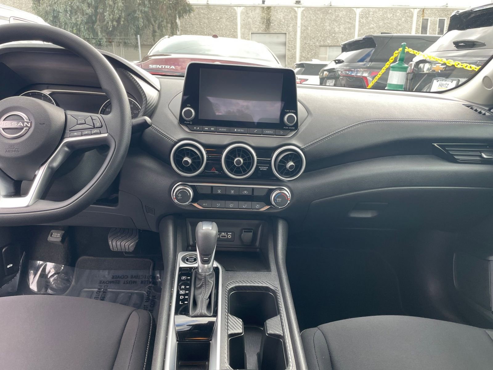 Thumbnail: 2025 Nissan Sentra - 18