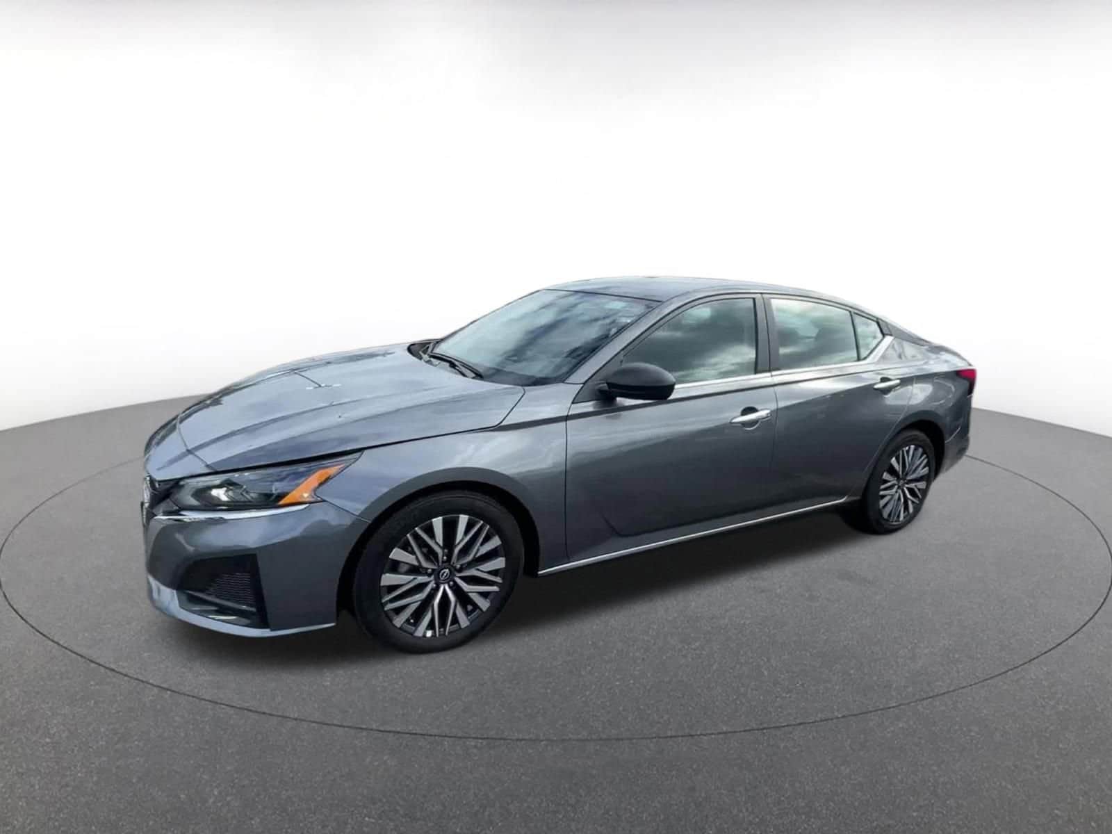 Thumbnail: 2025 Nissan Altima - 8