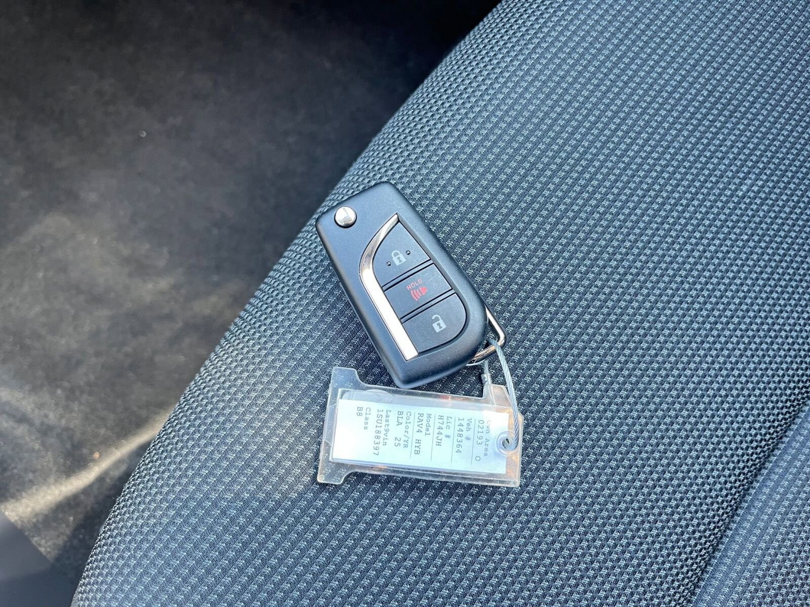 Thumbnail: 2025 Toyota RAV4 - 21