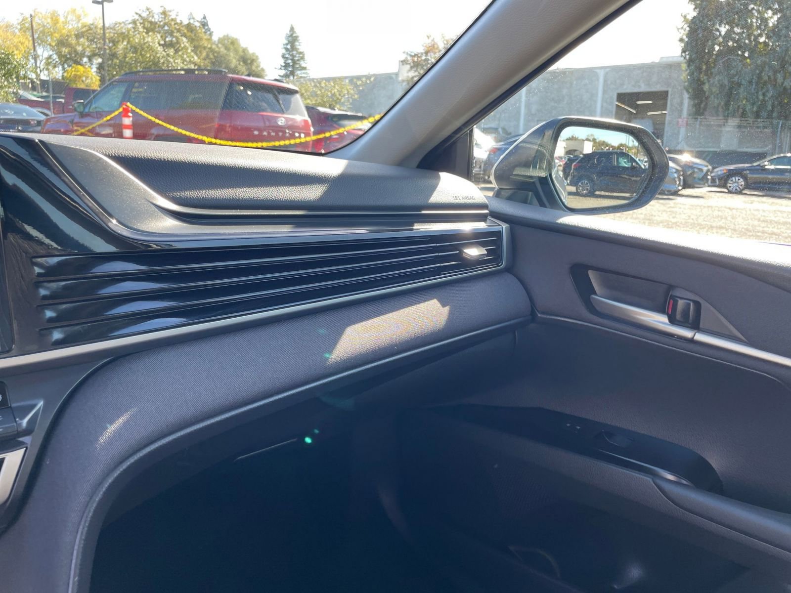 Thumbnail: 2025 Toyota Camry - 34