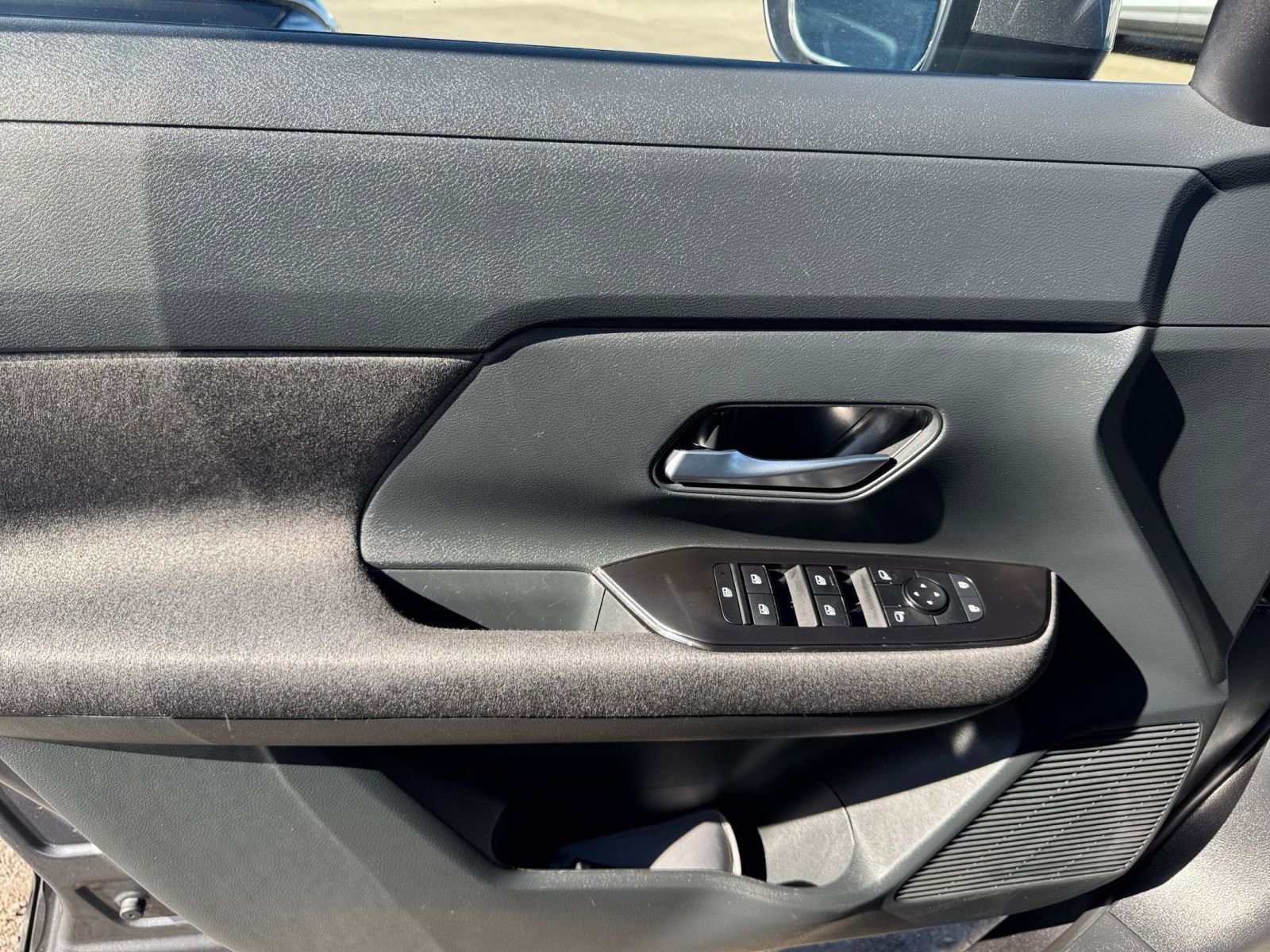 Thumbnail: 2025 Nissan Kicks - 20