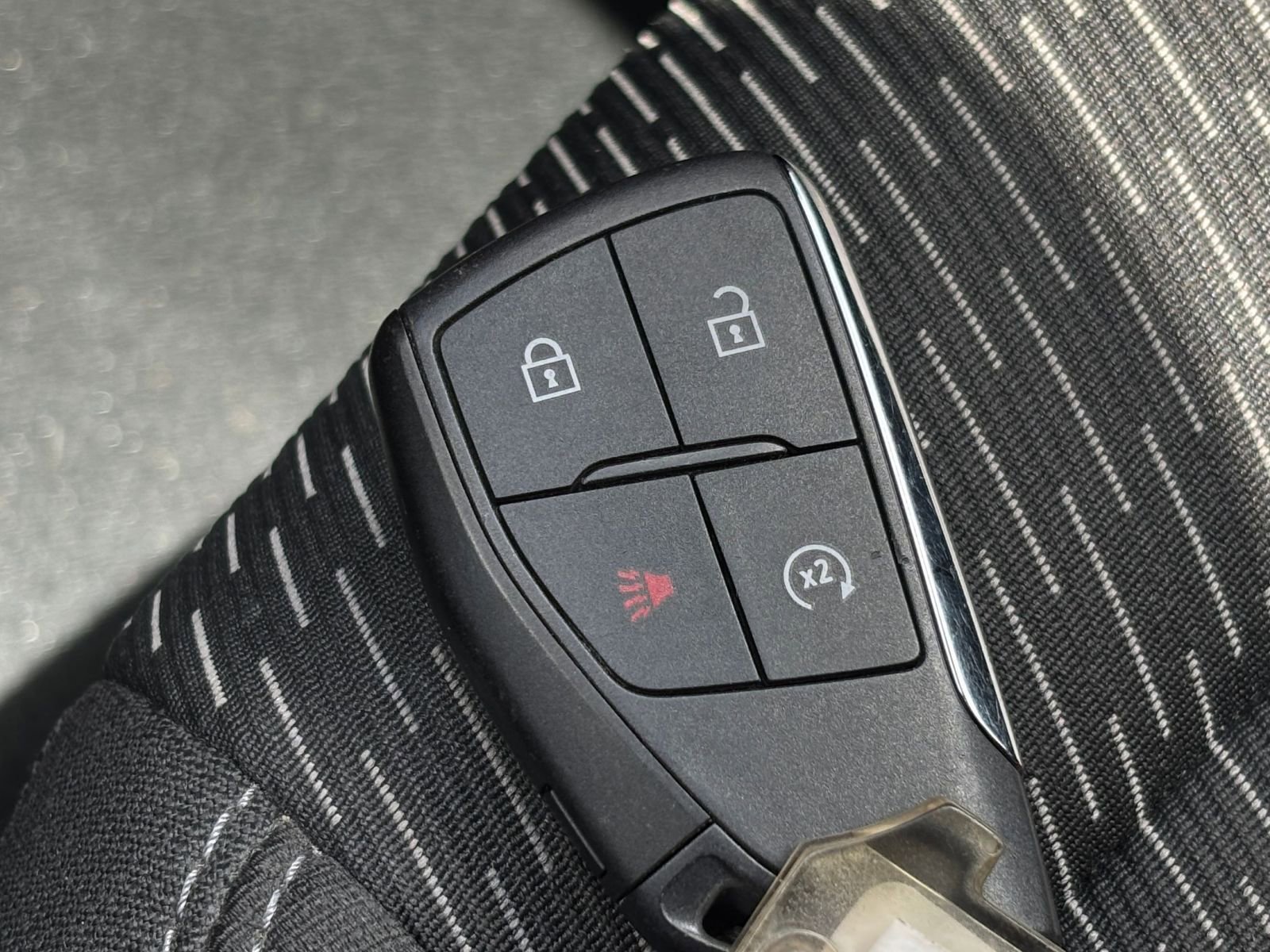 Thumbnail: 2025 Chevrolet Equinox - 25