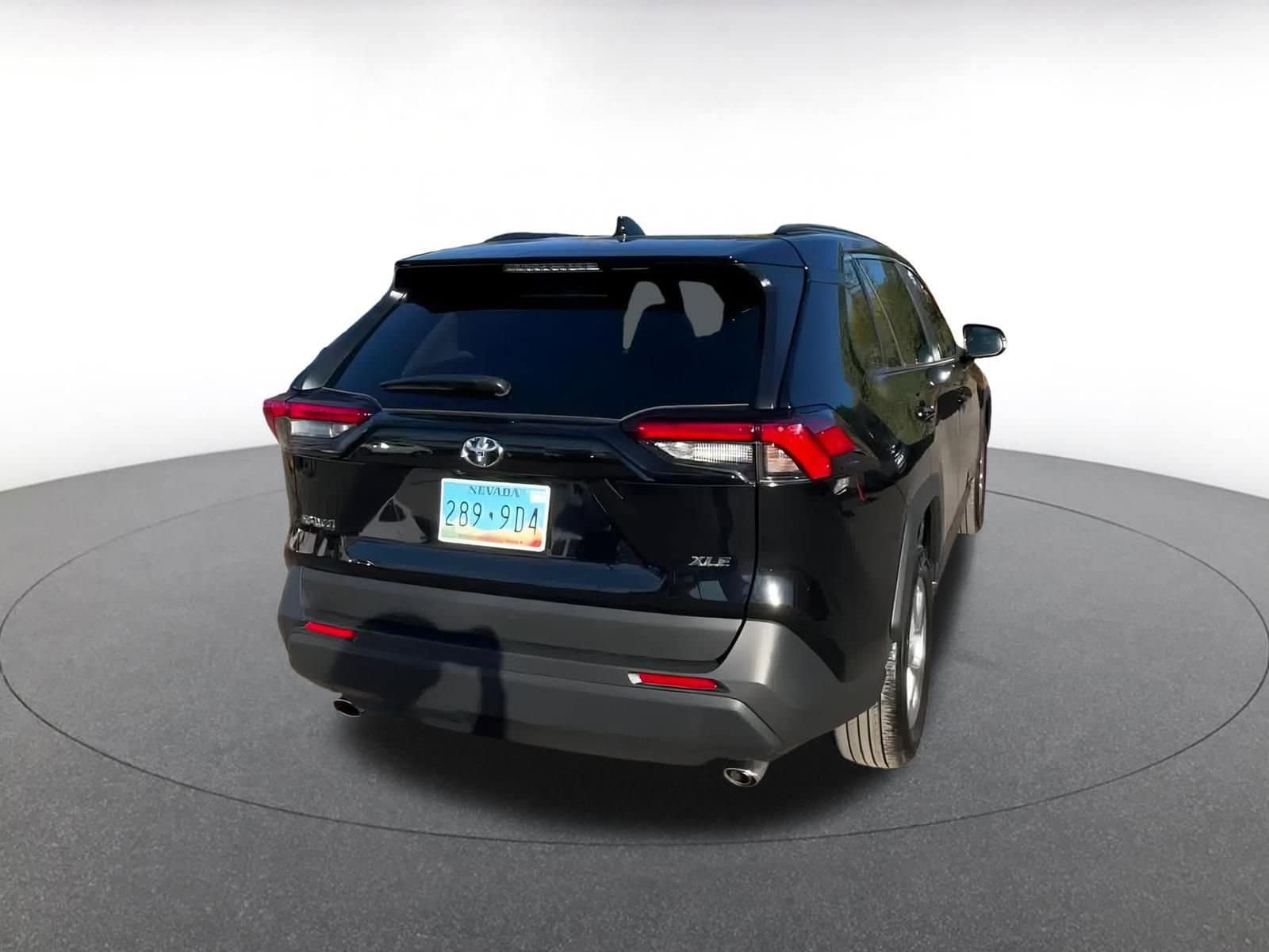 Thumbnail: 2025 Toyota RAV4 - 21