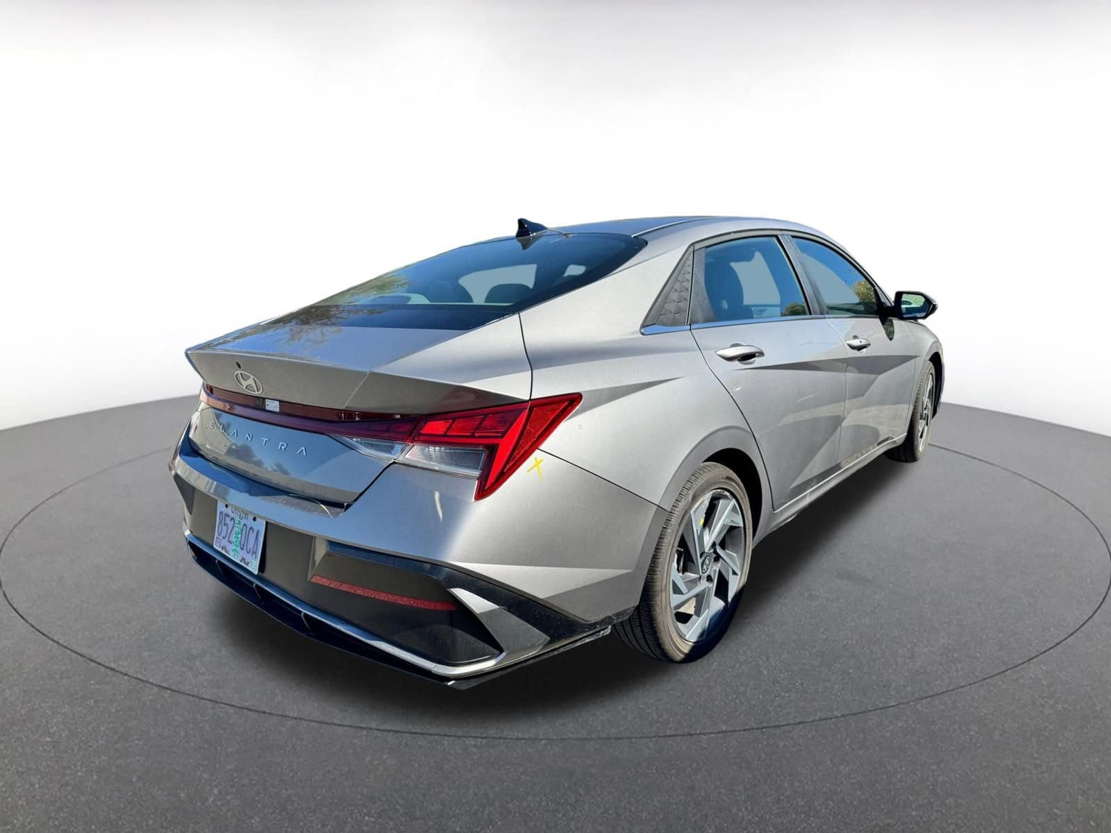 Thumbnail: 2025 Hyundai Elantra - 4