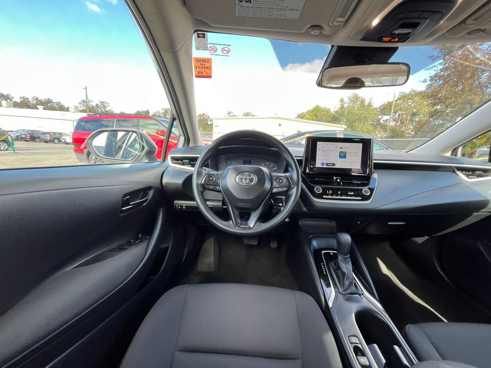 Thumbnail: 2025 Toyota Corolla - 32