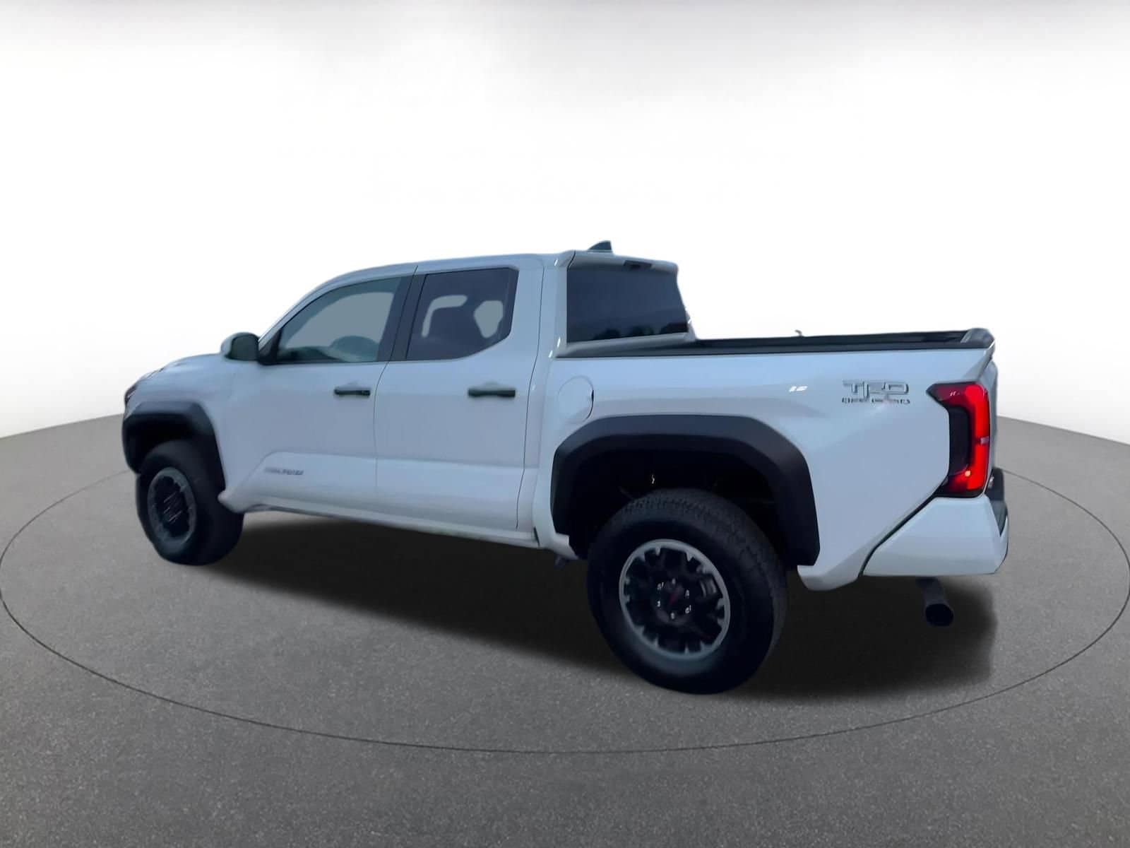 Thumbnail: 2025 Toyota Tacoma - 10