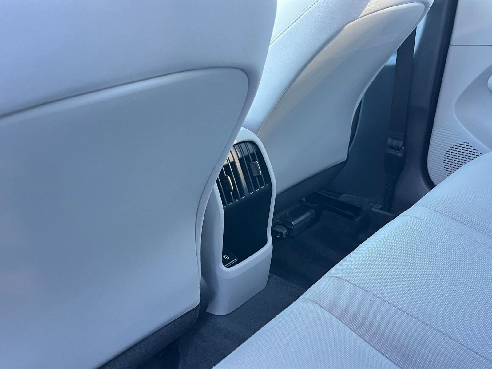 Thumbnail: 2025 Hyundai Kona - 24