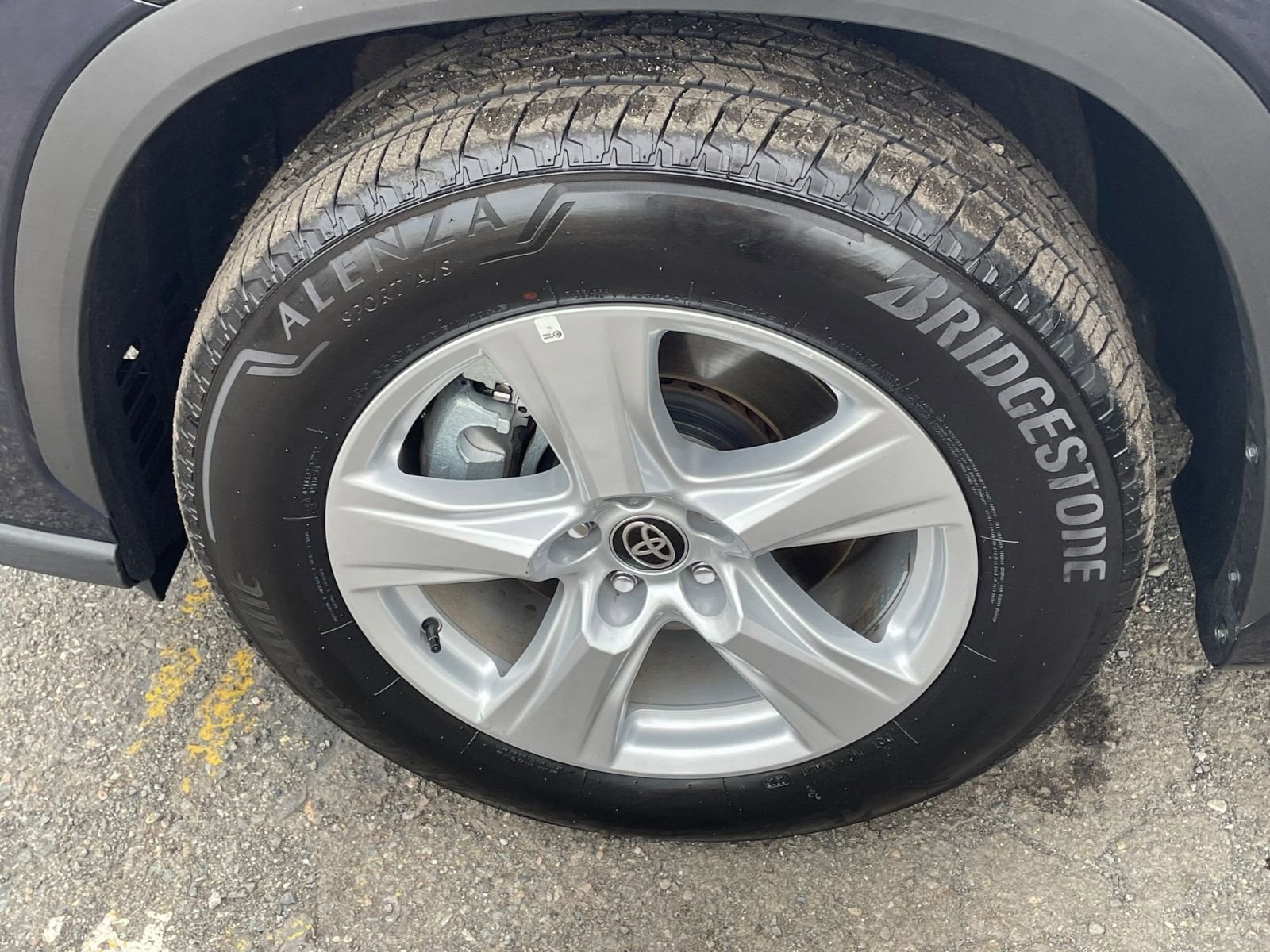 Thumbnail: 2025 Toyota Highlander - 33