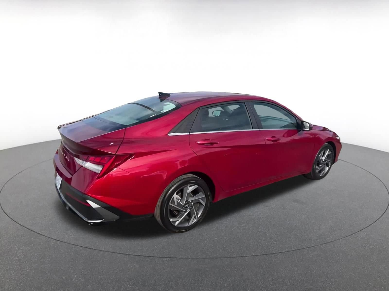 Thumbnail: 2025 Hyundai Elantra - 15