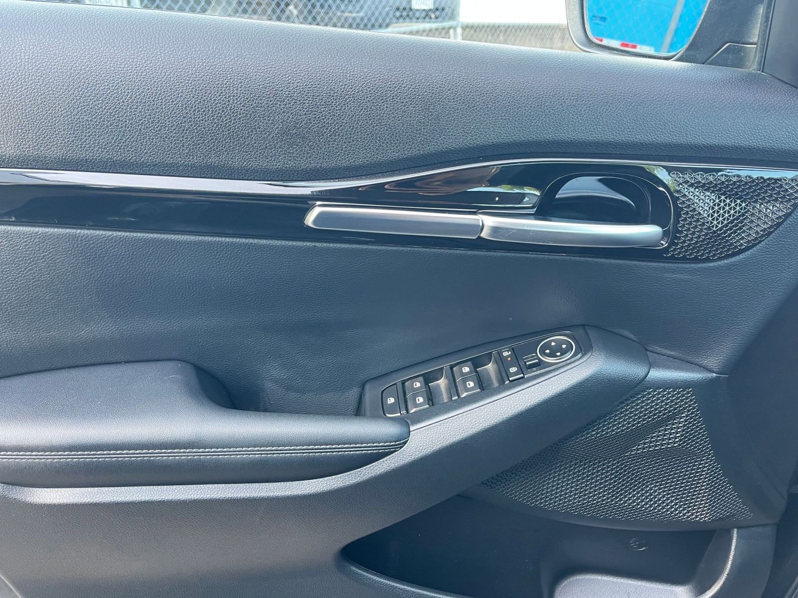 Thumbnail: 2025 Kia Seltos - 18