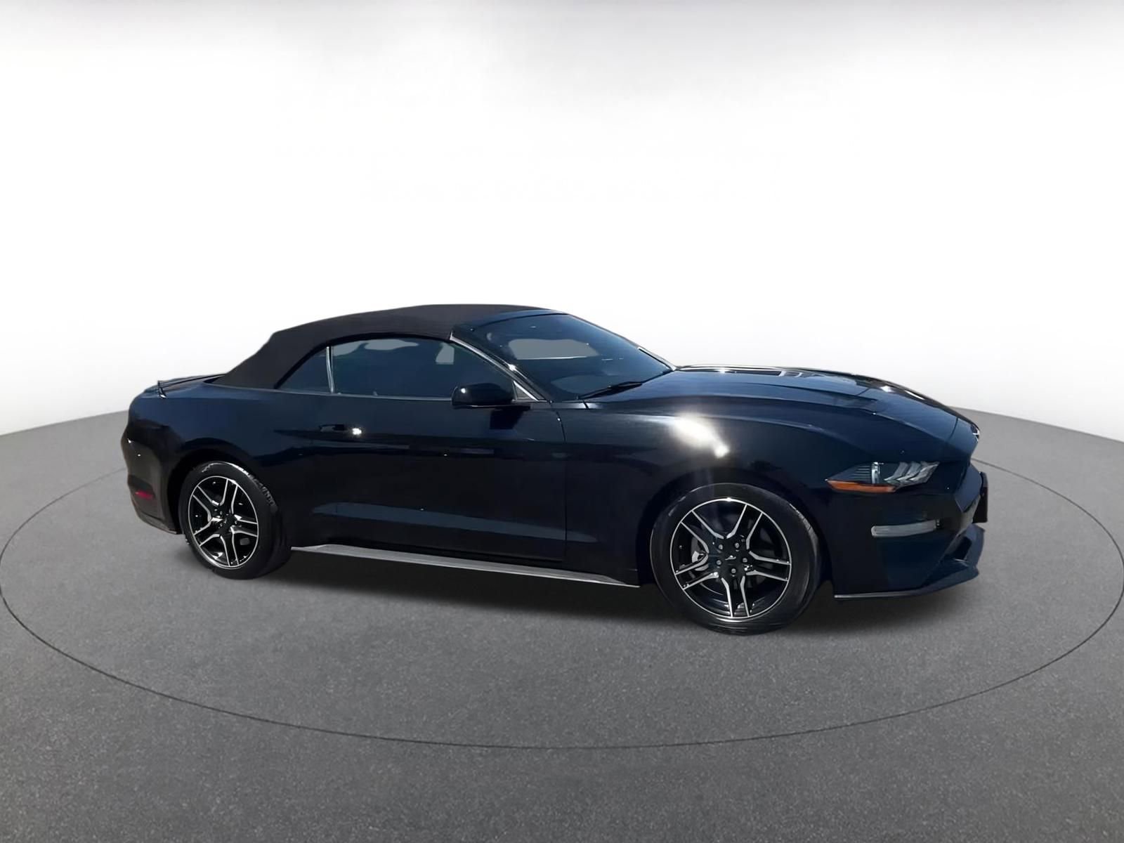 Thumbnail: 2023 Ford Mustang - 2