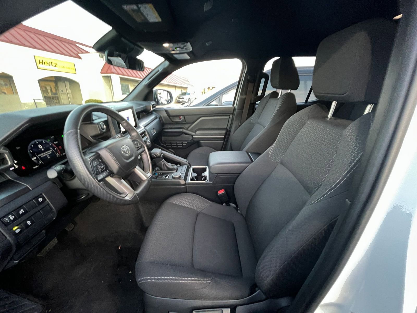 Thumbnail: 2025 Toyota 4Runner - 25