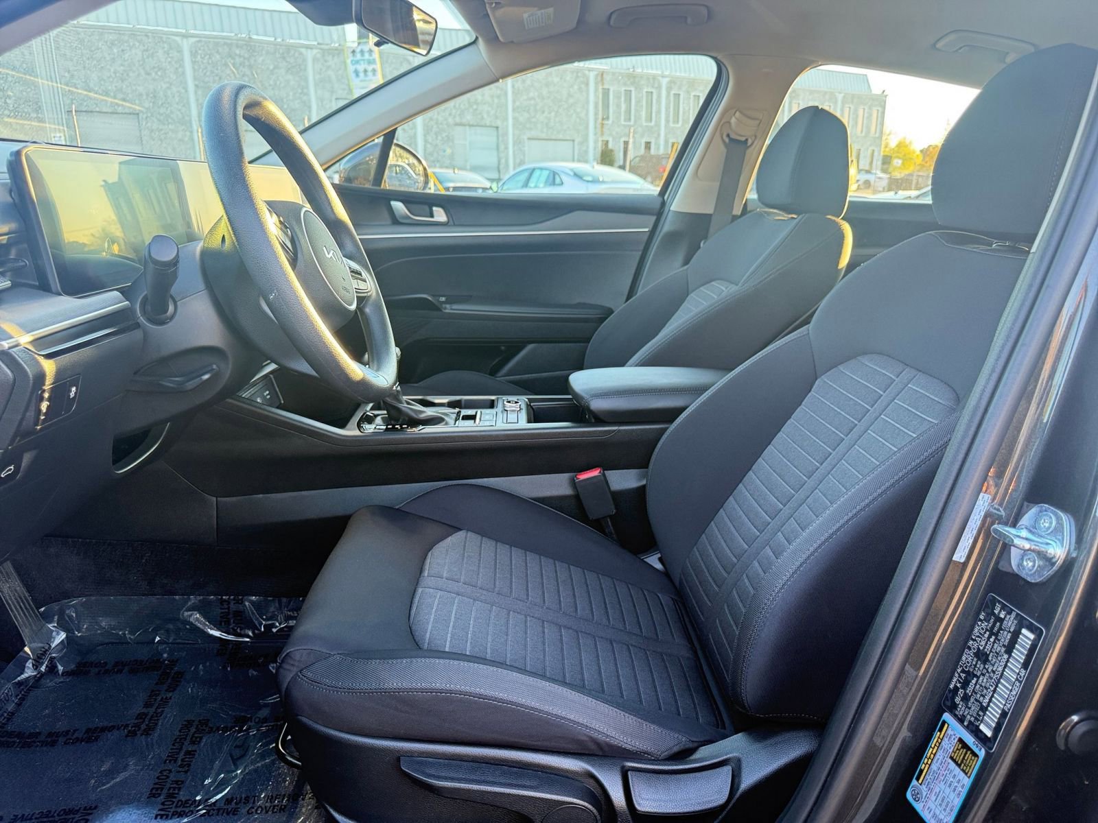 Thumbnail: 2025 Kia K5 - 27