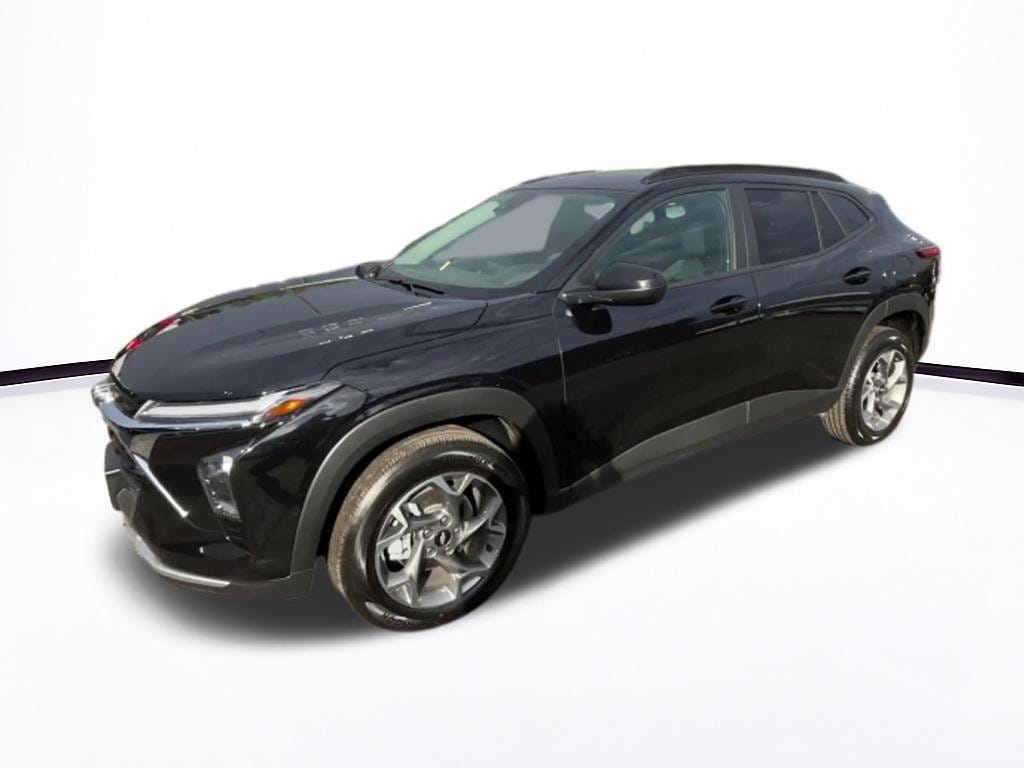 Thumbnail: 2025 Chevrolet Trax - 8