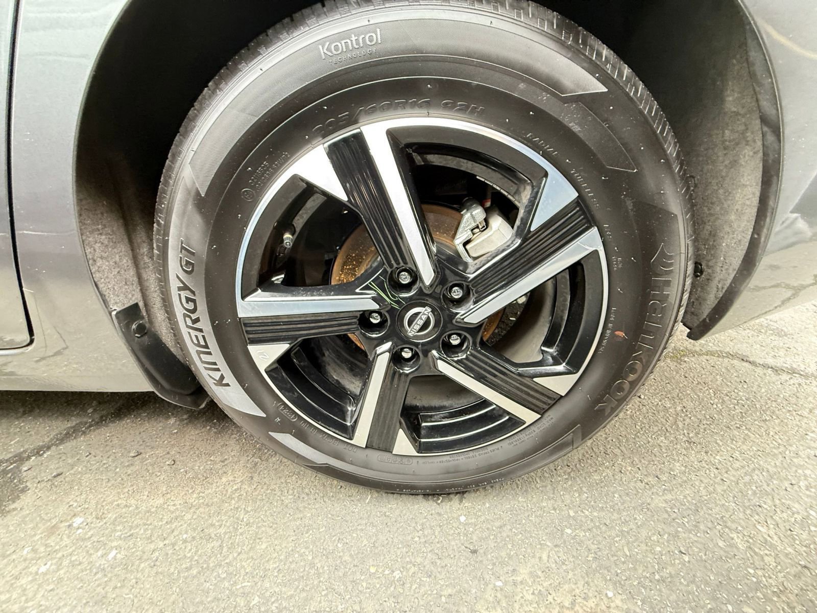 Thumbnail: 2025 Nissan Sentra - 30