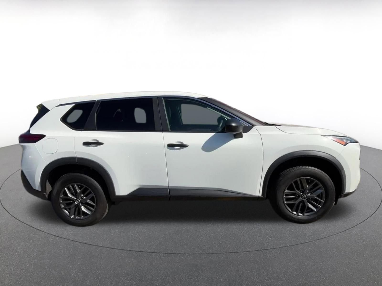 Thumbnail: 2023 Nissan Rogue - 16