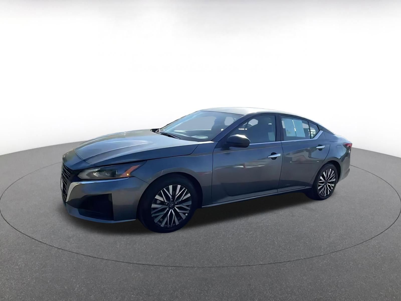 Thumbnail: 2025 Nissan Altima - 8