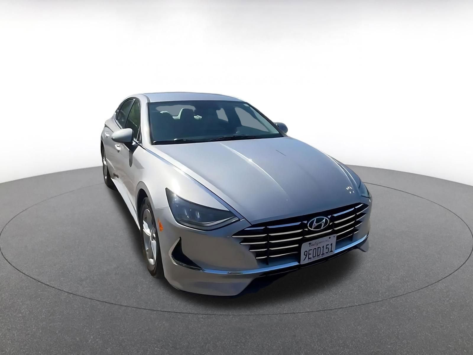 Thumbnail: 2023 Hyundai Sonata - 3