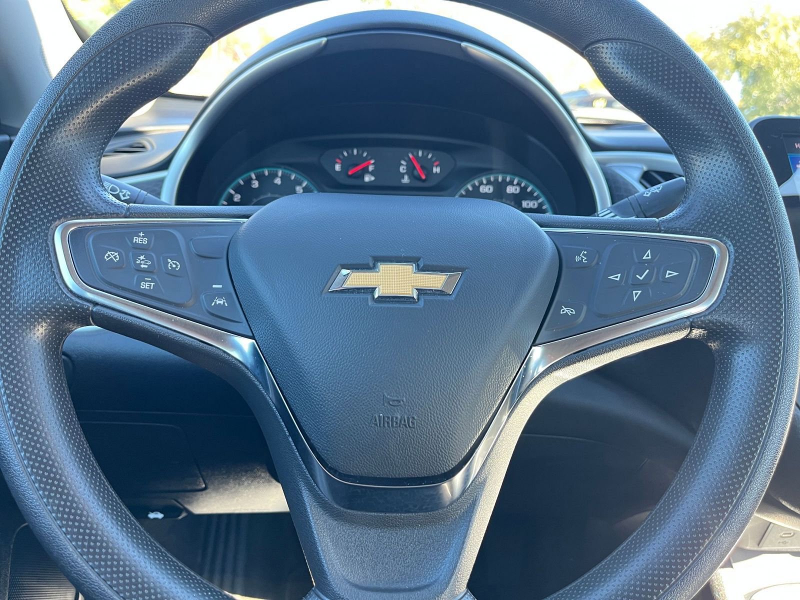 Thumbnail: 2023 Chevrolet Malibu - 28