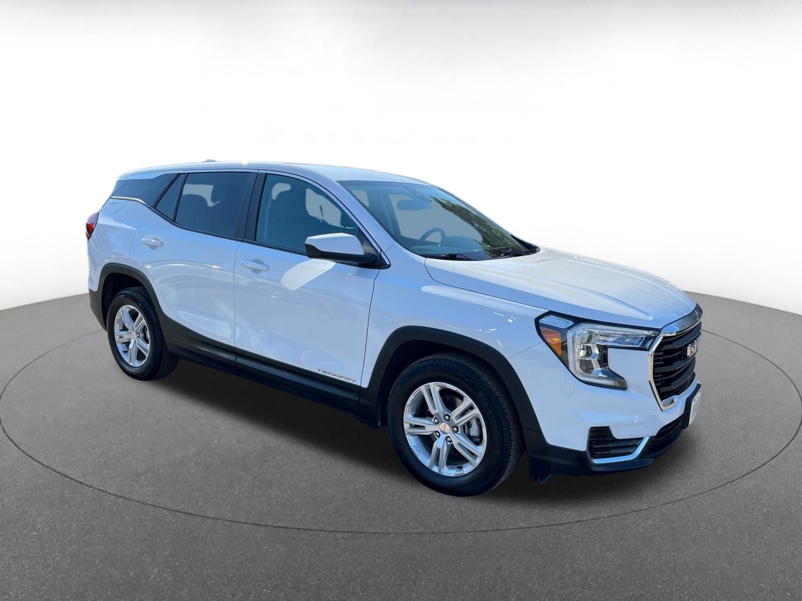 Thumbnail: 2024 GMC Terrain - 2