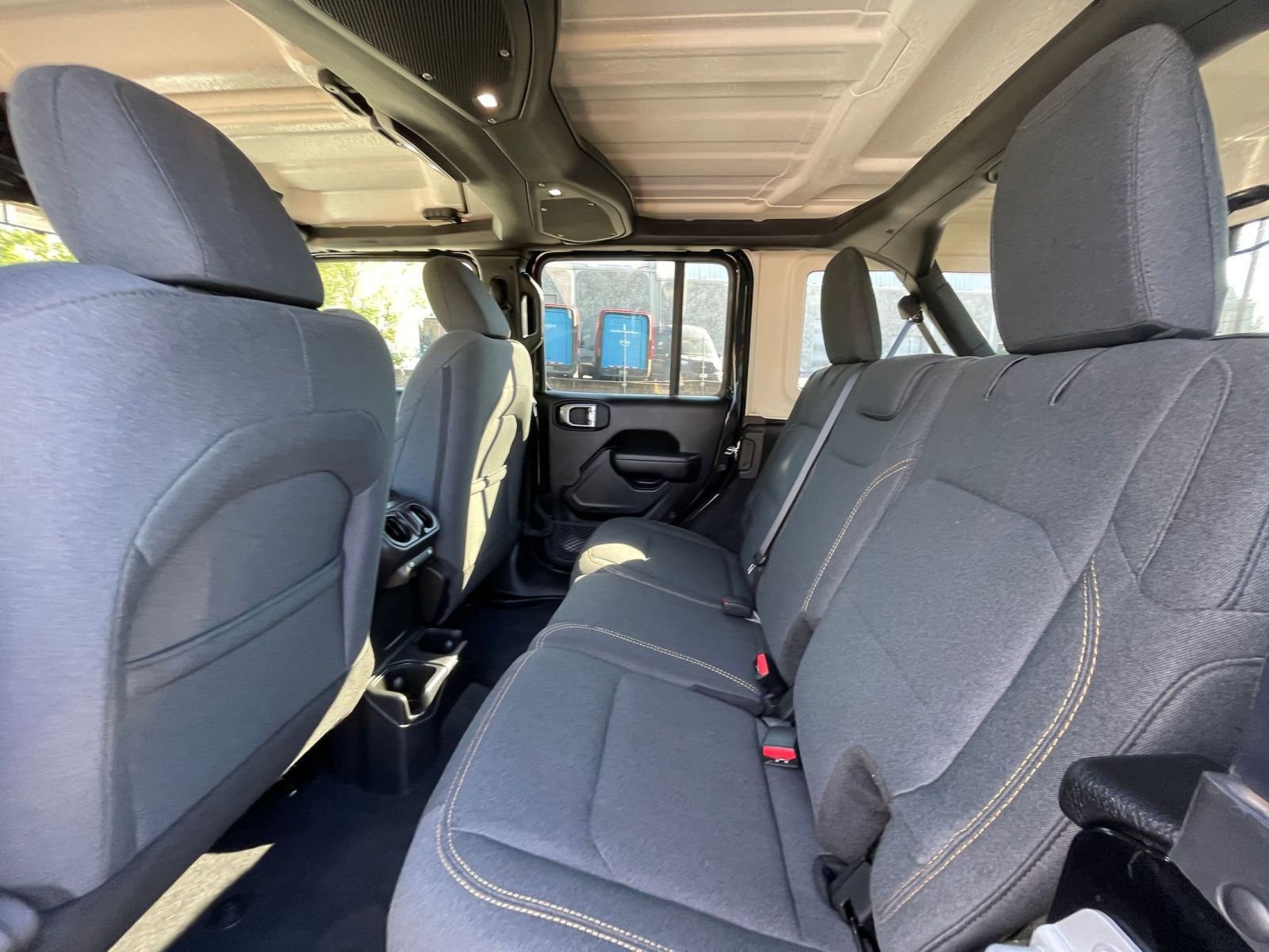 Thumbnail: 2025 Jeep Wrangler - 24